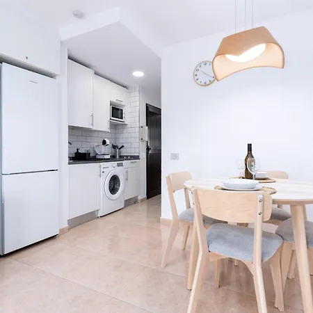 Home2book Modern At Oasis Duna, * 코라레호